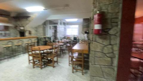 EDIFICIO CON GRAN POTENCIAL EN SAN VICENTE DO GROVE