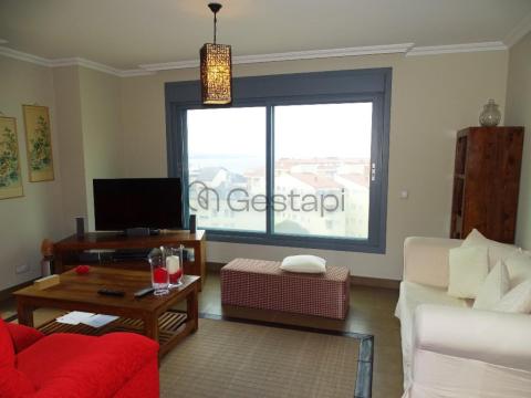 AMPLIO Y LUMINOSO PISO EN SANXENXO - CALLE PROGRESO