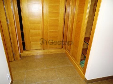 AMPLIO Y LUMINOSO PISO EN SANXENXO - CALLE PROGRESO